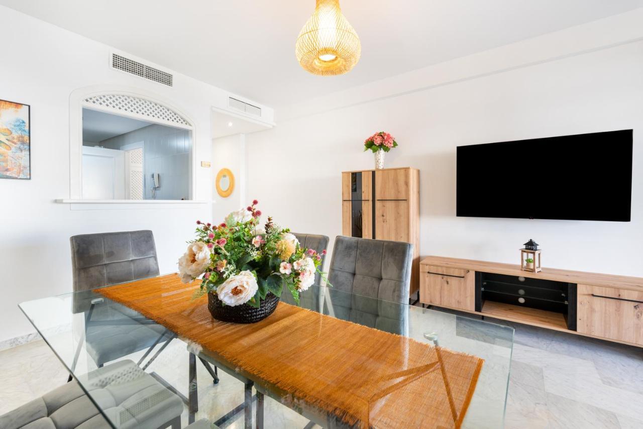 Wintowinrentals Apartamento De Lujo En Medio De Puerto Marina. Бенальмадена Екстер'єр фото
